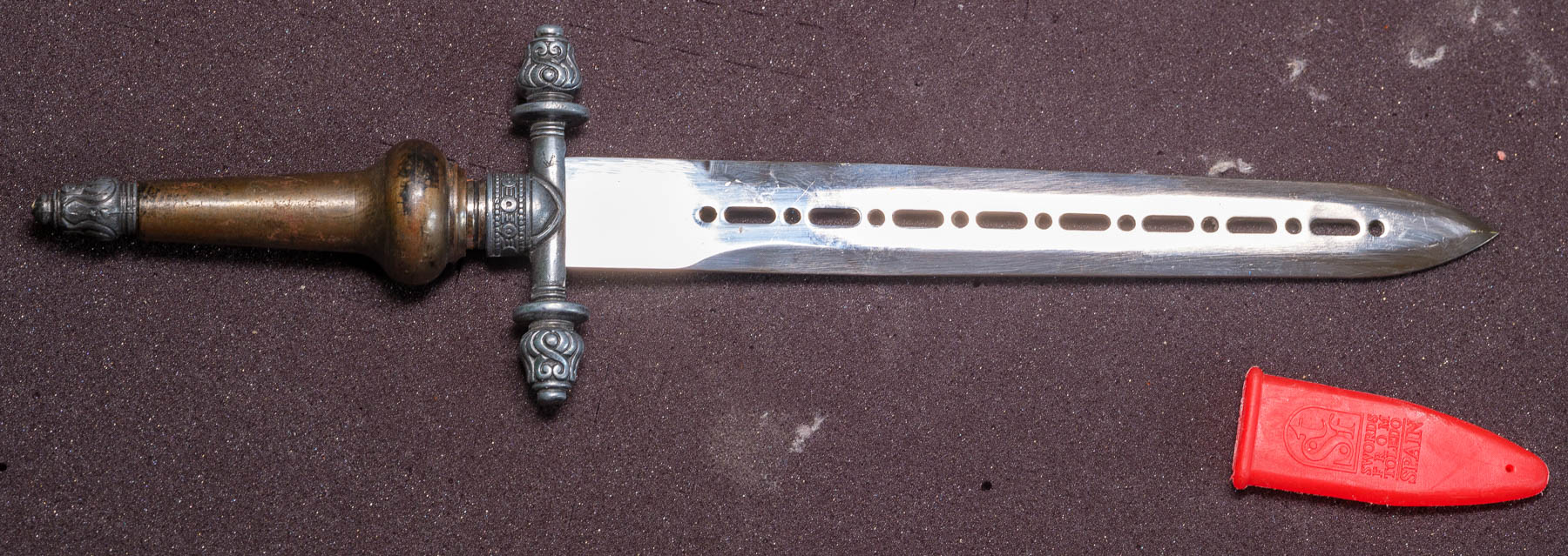 Medieval dagger - 13 1/3" 340mm